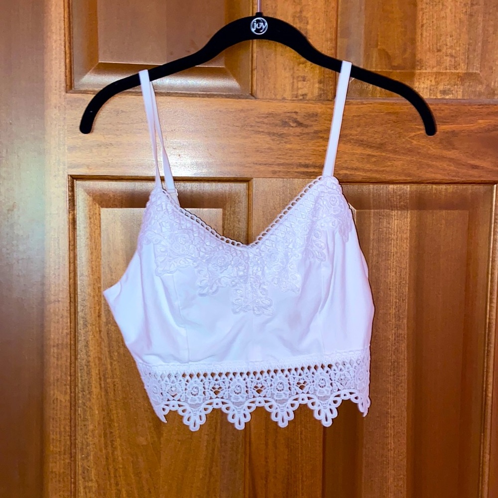 Women’s Mudd White Strappy Lace Crop Top Size Large